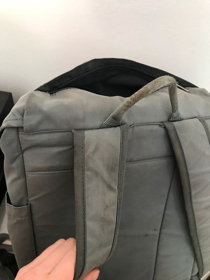 Kaputter Rucksack ZU VERSCHENKEN Fjallräven Greenland G1000 in Saarbrücken