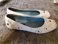 Leder Ballerinas zartgelb mit Lederblüten aus weichem Leder Hessen - Schlangenbad Vorschau