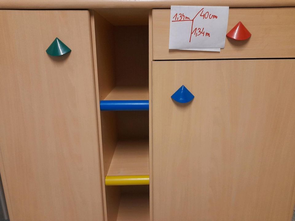 Kommode, Schulschrank, Kinderzimmerschrank in Geseke