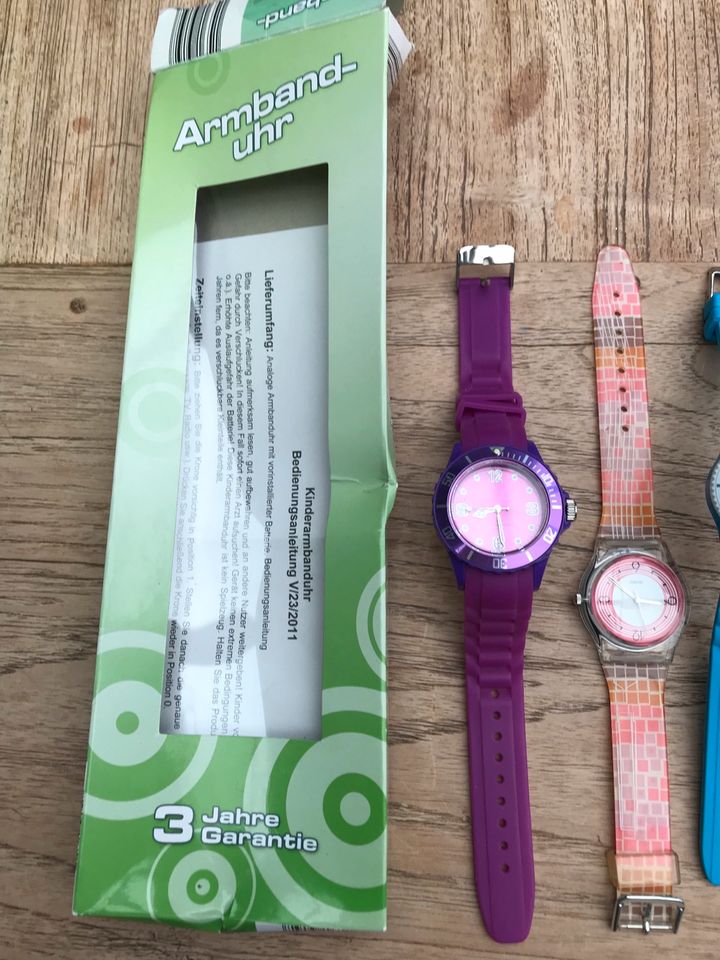 Flohmarkt! Konvolut (13x) Kinder-/Mädchen-Armbanduhren in Homburg