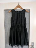 Gebrauchtes Name It Kleid in schwarz Größe 164 mit Glitzer Hessen - Neu-Isenburg Vorschau