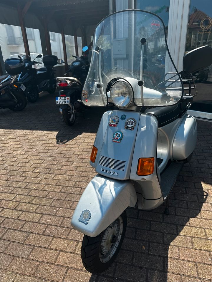 Vespa Cosa E LX 200 H Kennzeichen Oldtimer in Saarbrücken