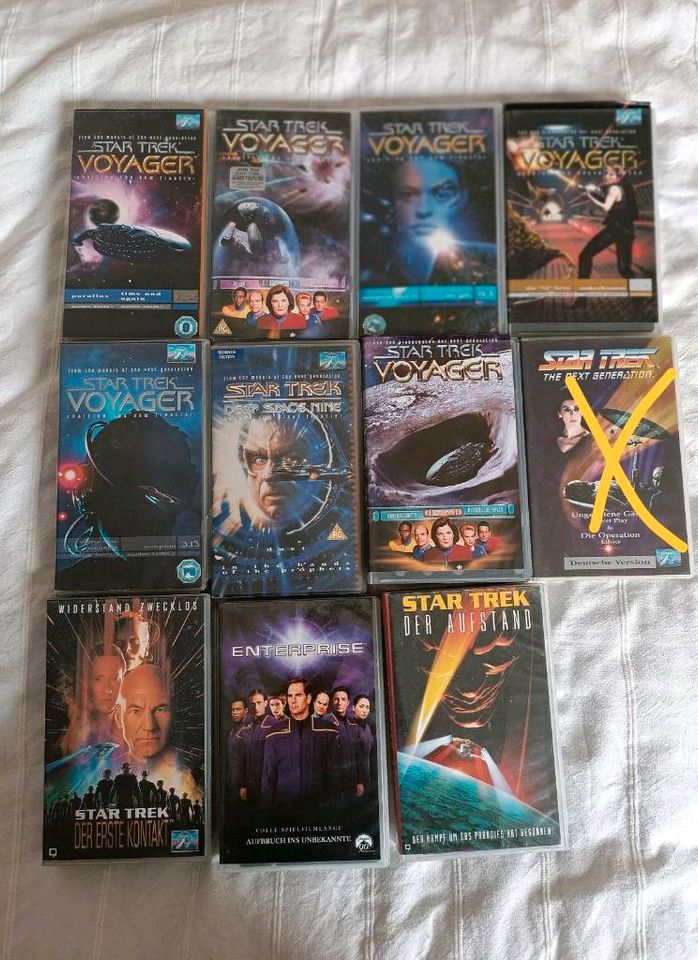 Verschiedene VHS Videokassetten Star-Trek Raumschiff Enterprise in Deggenhausertal