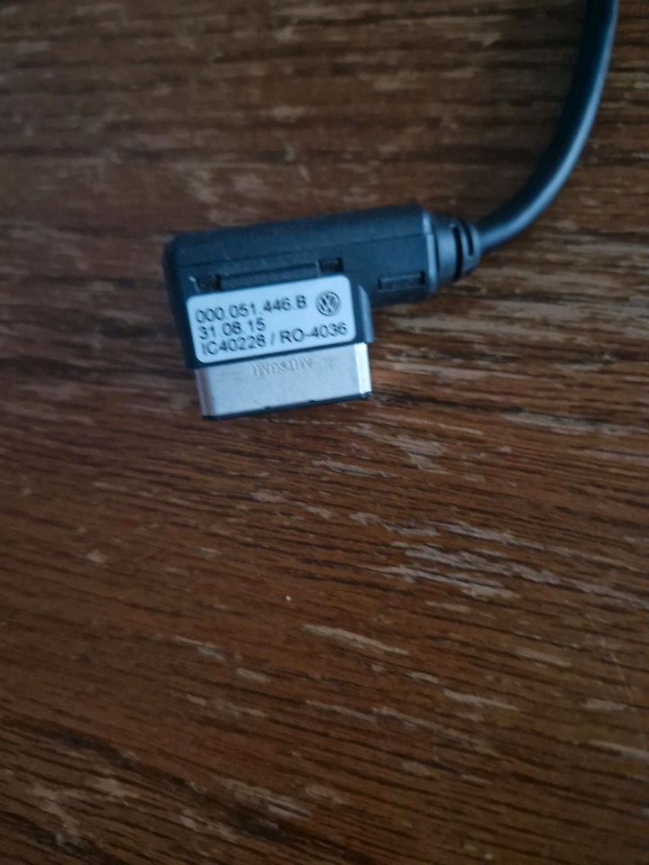 ORIGINAL Adapter Kabel USB VW Audi Seat Skoda Media In MDI AMI MM in Much