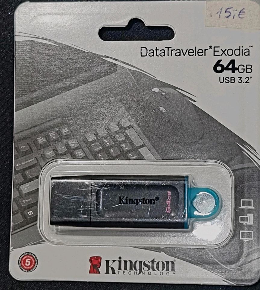 KINGSTON EXODIA DATA TRAVELER USB  FLASH DRIVE SPEICHERSICK 64 GB in Gelsenkirchen