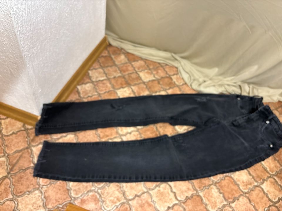 Jeans Hose 36 Größe in Garching an der Alz