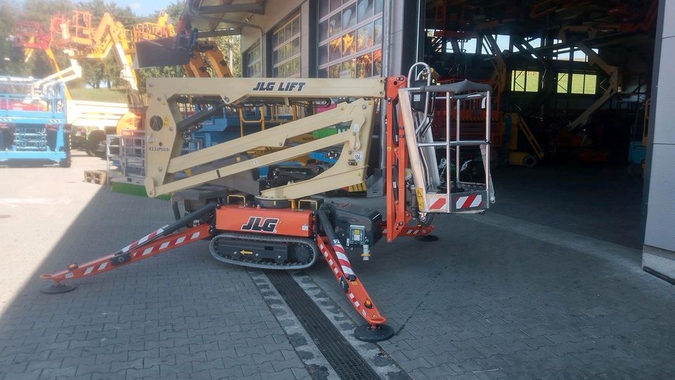 Raupenbühne Jlg 13m neu Steiger Kettenbühne in Perlesreut