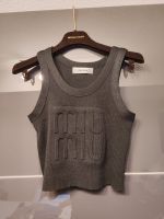 Miu Miu, schwarzes Crop-Top mit Logo, S Hessen - Wächtersbach Vorschau