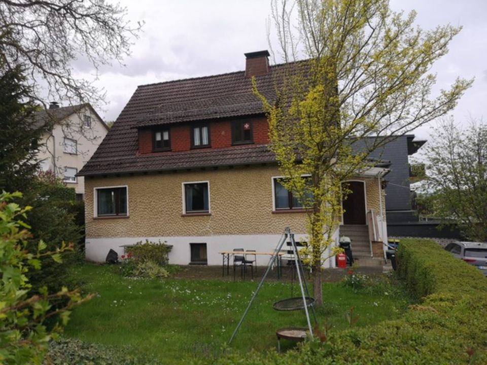 Einfamilienhaus, sonnige Lage, grosser Garten (2. Bauplatz mögl.) in Dautphetal