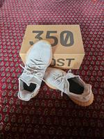 Yeezy boost 350 V2 größe 42 mit OVP Niedersachsen - Zetel Vorschau