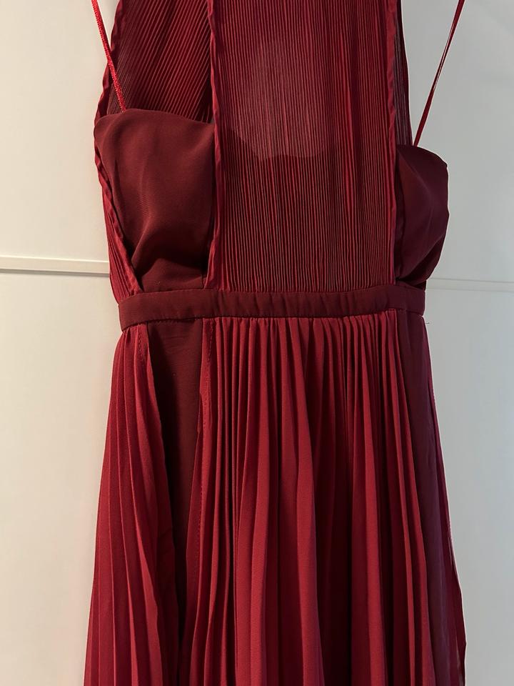 Abendkleid Weinrot bordeaux Rot Abschlusskleid Hochzeit Gast in Hünfeld