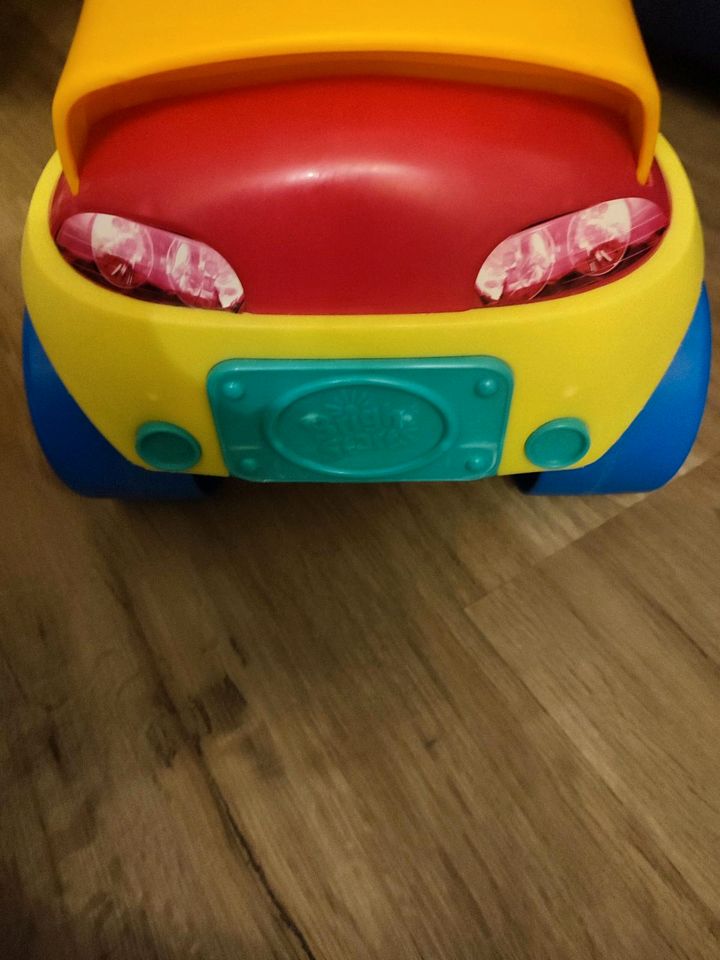 Bobby Car mit Sound rutsche Auto Baby Kind Spielzeug in Hamburg