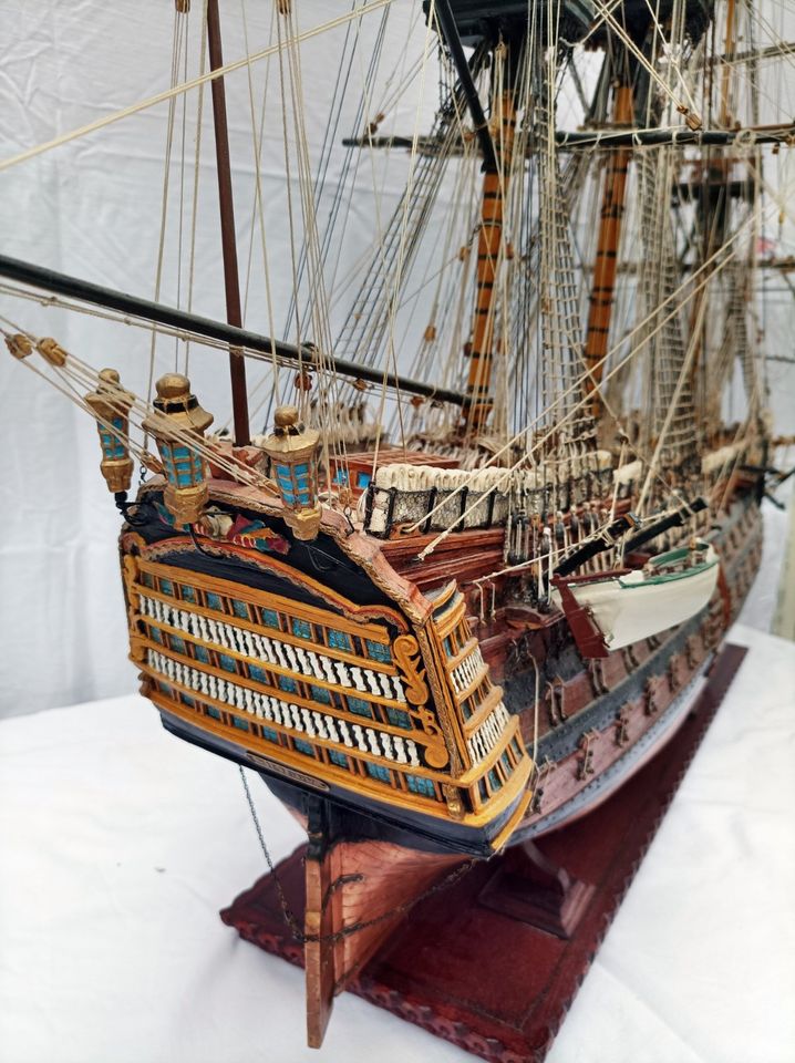 Modellschiff HMS Victory, Nelsons Flaggschiff 1805 in Rostock