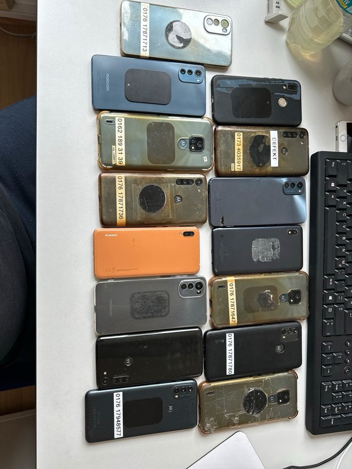 Handys Display schaden in Hütten 