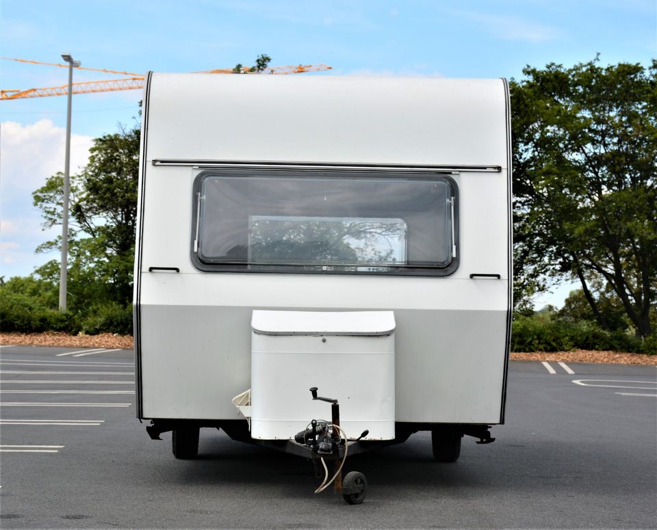 WOHNWAGEN KNAUS KOMFORT 400 4 SCHLAFPLÄTZE KÜCHE HEIZUNG in Hessisch Oldendorf