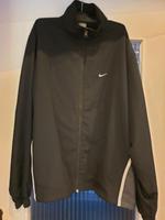 Nike Herrenjacke Gr XL Sportjacke Sportanzug Nordrhein-Westfalen - Meerbusch Vorschau