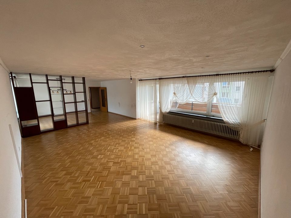 Wohnung 5 Zimmer 160m2  1OG ab 1.5.2024 am Waldfriedhof in Celle