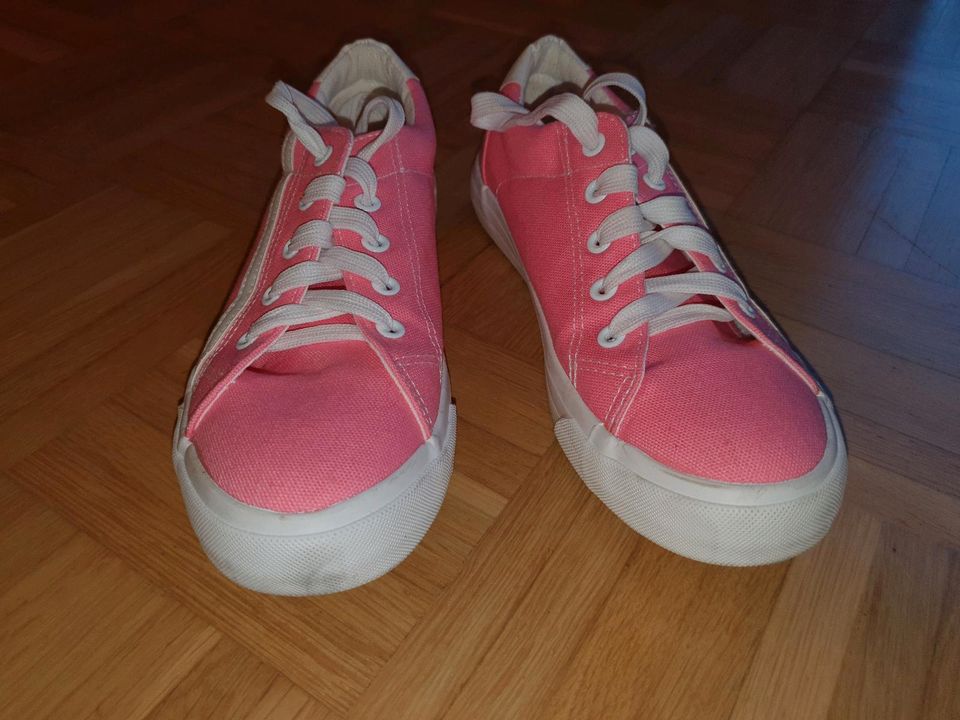 Rosa Sneaker / Stoffschuhe , Größe 38 , wie neu in Berlin