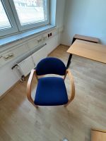 3 Stühle Besucherstühle Buche Sitz/Rücken blau je € 15 Düsseldorf - Lierenfeld Vorschau