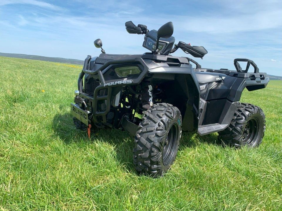 Polaris Sportsman 570 EPS Schwarz Gebraucht Quad in Hermsdorf-Seyde