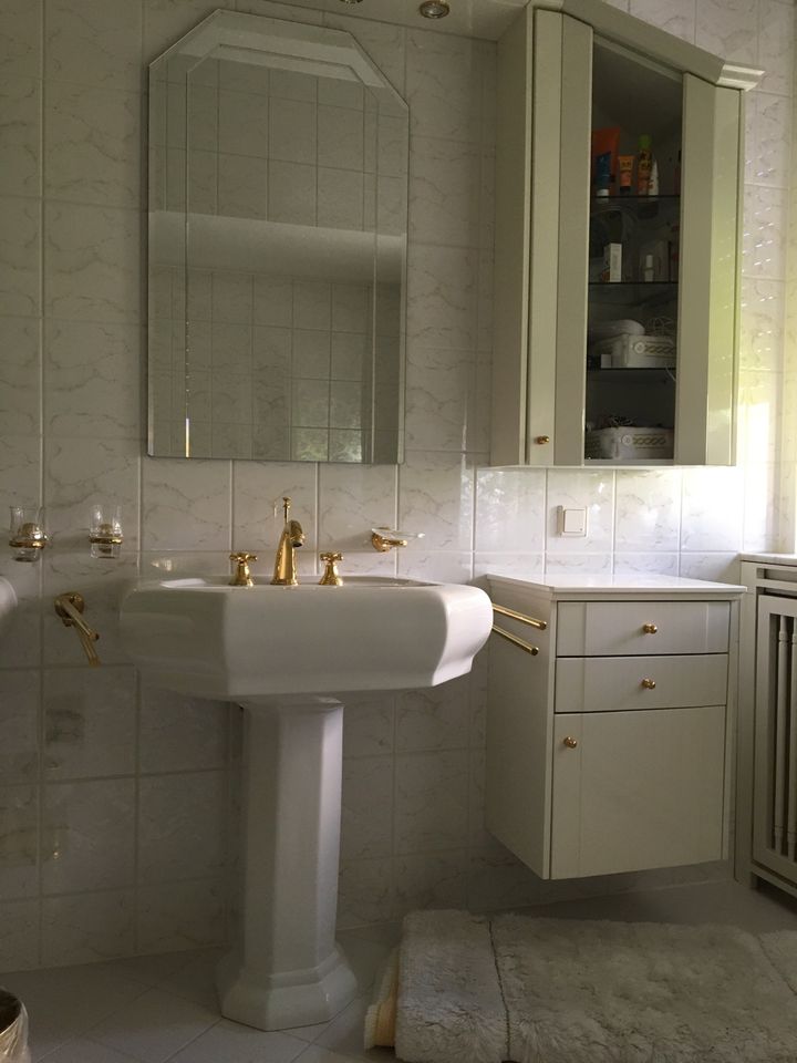 Keuco Badezimmer Möbel in Lack weiß, für 1-2 Wachbecken, gebrauch in Schwetzingen