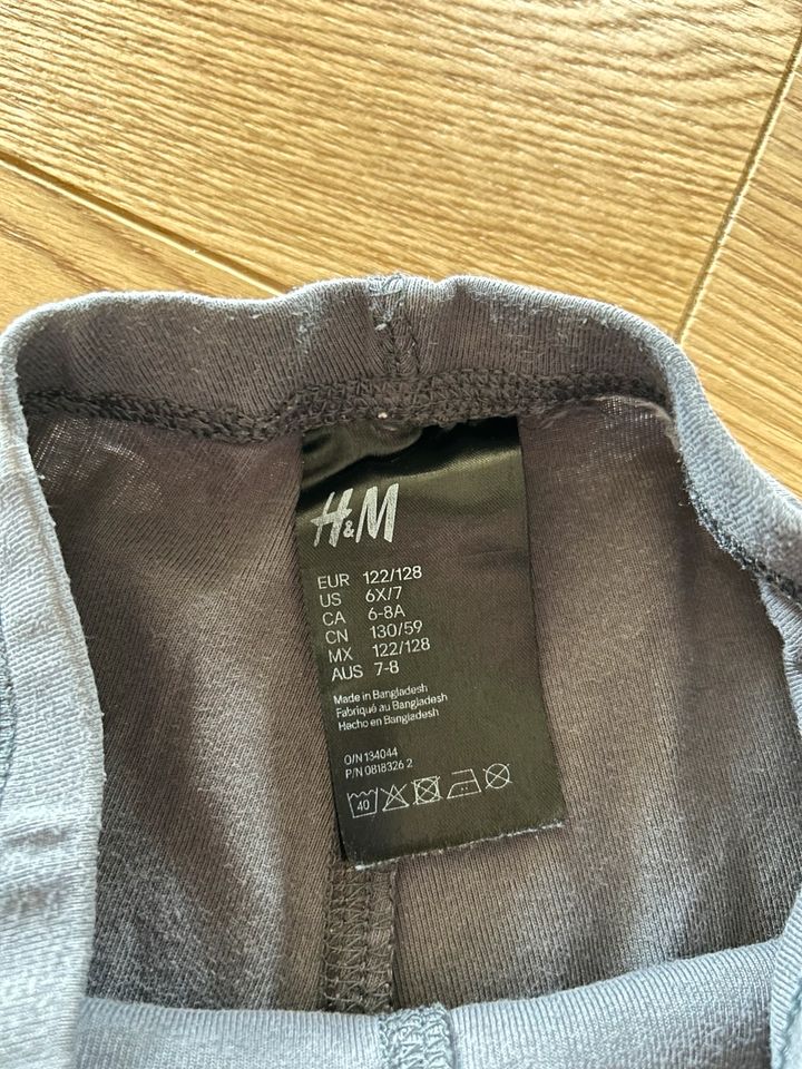 H&M Leggins Gr. 122 in Wermelskirchen