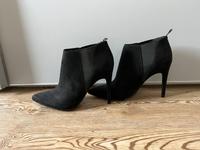 Stiefeletten Wildleder H&M 40 schwarz Kreis Pinneberg - Elmshorn Vorschau