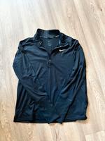 Nike Langarm T Shirt Größe M Hessen - Altenstadt Vorschau