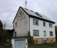 Sanierungsbedürftiges Zweifamilienhaus in Mainleus Bayern - Kulmbach Vorschau