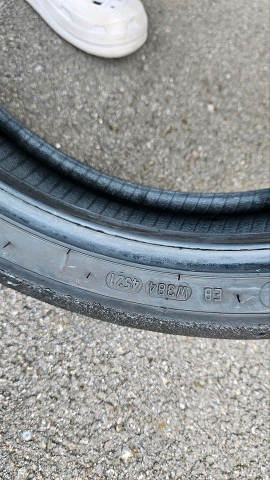 Pirelli SC3 120/70 x 2 SC1 180/60 in Weinstadt