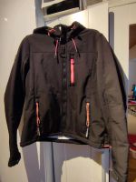 Superdry Jacke schwarz Größe 42 Nordrhein-Westfalen - Gummersbach Vorschau