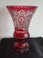 Große Bleikristall Vase  Überfang rot Biedermeierstil Berlin - Pankow Vorschau
