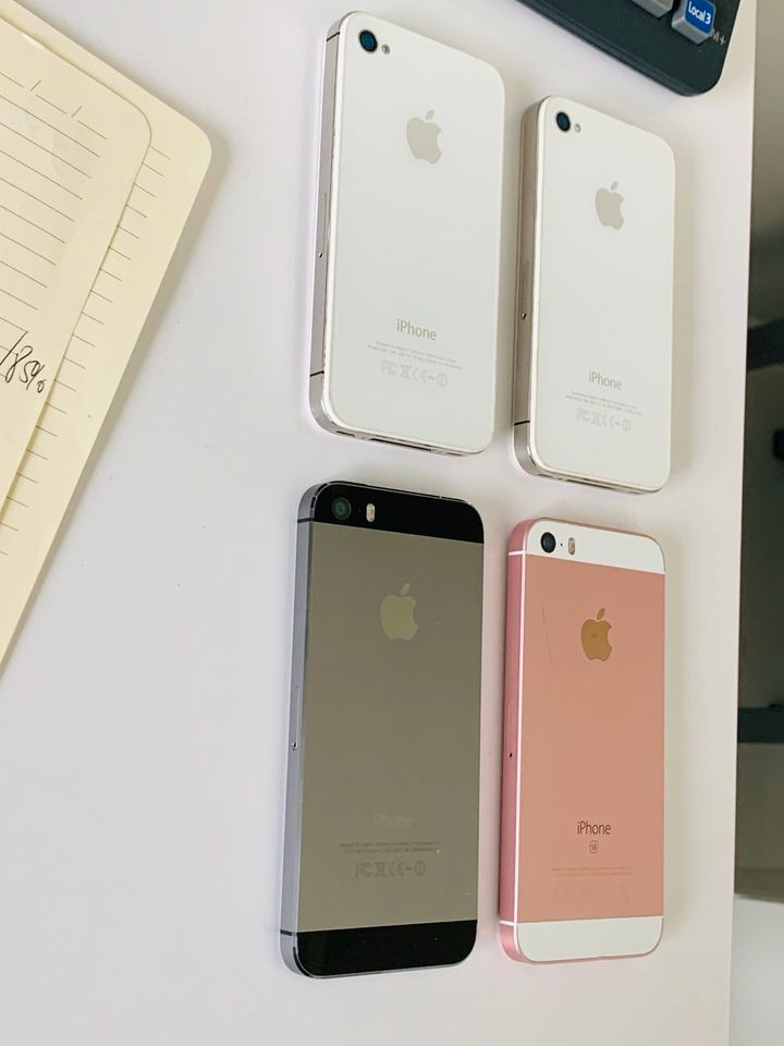 Original Apple iPhone SE + 5s Handy in Elze