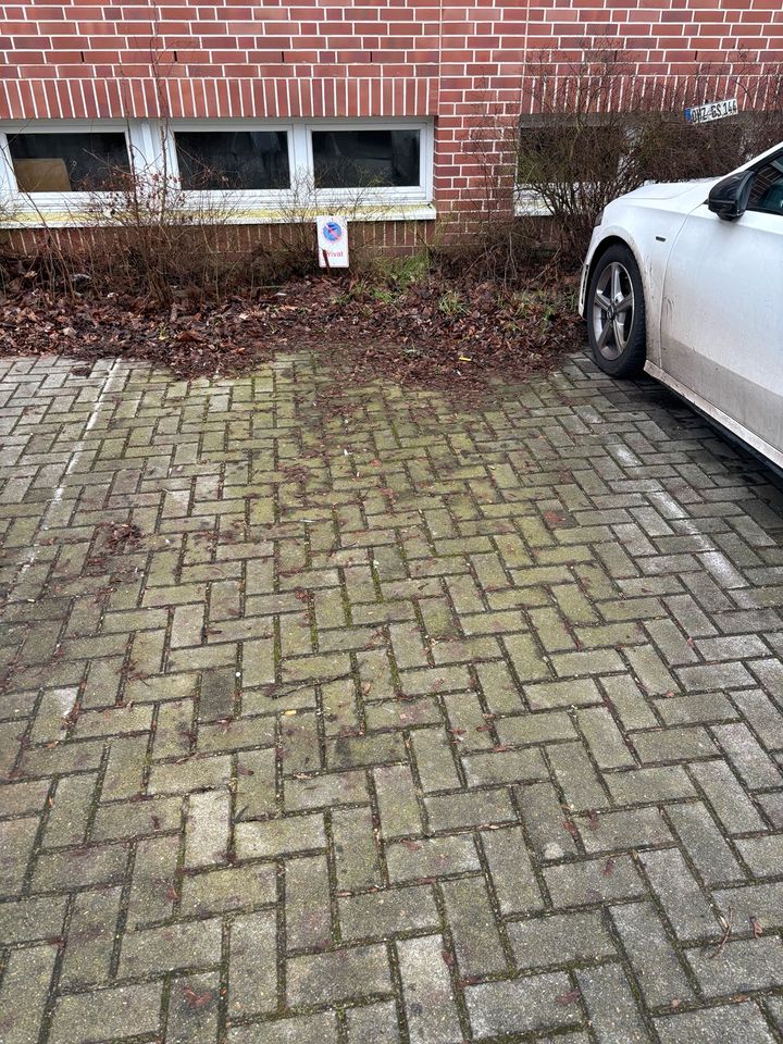 Parkplatz zu vermieten (Millstätter Straße, uni Nähe) in Bremen