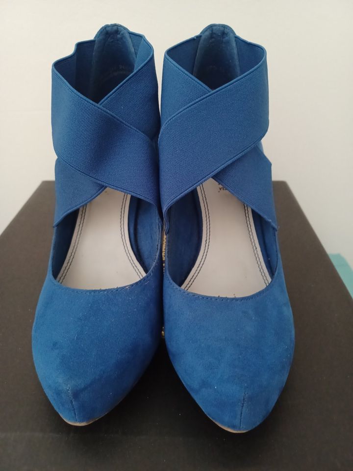 royalblaue High Heels Größe 40 in Bardowick