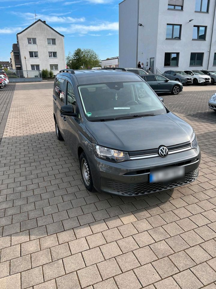 VW Caddy Finanziertes Fahrzeug in Essen