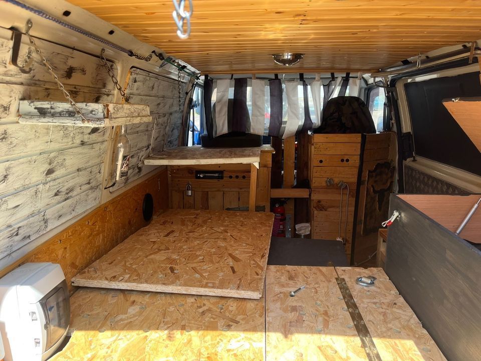 VW T4 Transporter 2,0 Benzin Campingwagen in Quickborn