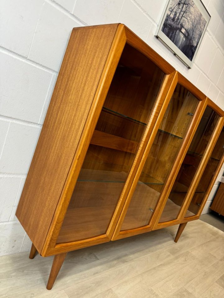 Vintage Teak DYRLUND highboard danish Vitrine Schrank 70er in Delmenhorst