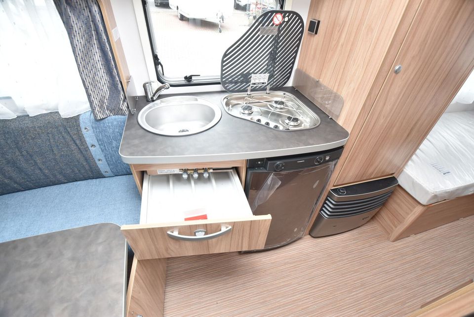 HYMER / ERIBA / HYMERCAR Eriba Nova Light 470 *Elegance-Paket*1500 Kg* in Mannheim