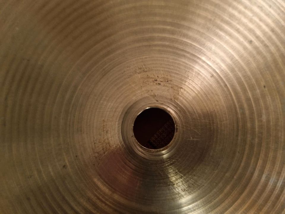 Zildjian Avedis 20" Ride Becken in Freiburg im Breisgau