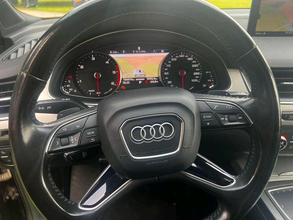 Audi Q7 3.0 TDI Quattro/7 Sitzer/Tüv NEU/AHK/Carplay/Bose in Aachen
