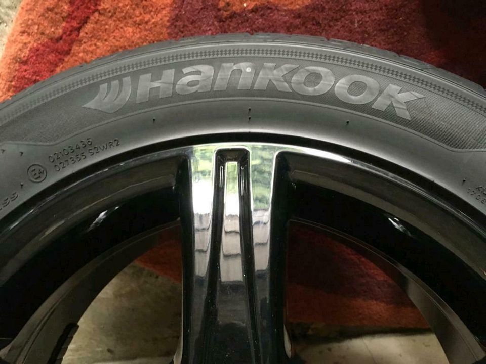 Hankook Sommerreifen auf Alufelgen neuwertig 255/55R17 in Oberriexingen