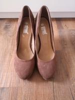 Pumps, High Heels, Sommerschuhe, Gr.40 Niedersachsen - Bergen Vorschau