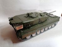 Tamiya Leopard 2A6 1:16 mit umfangreichem Zubehör Hessen - Flieden Vorschau
