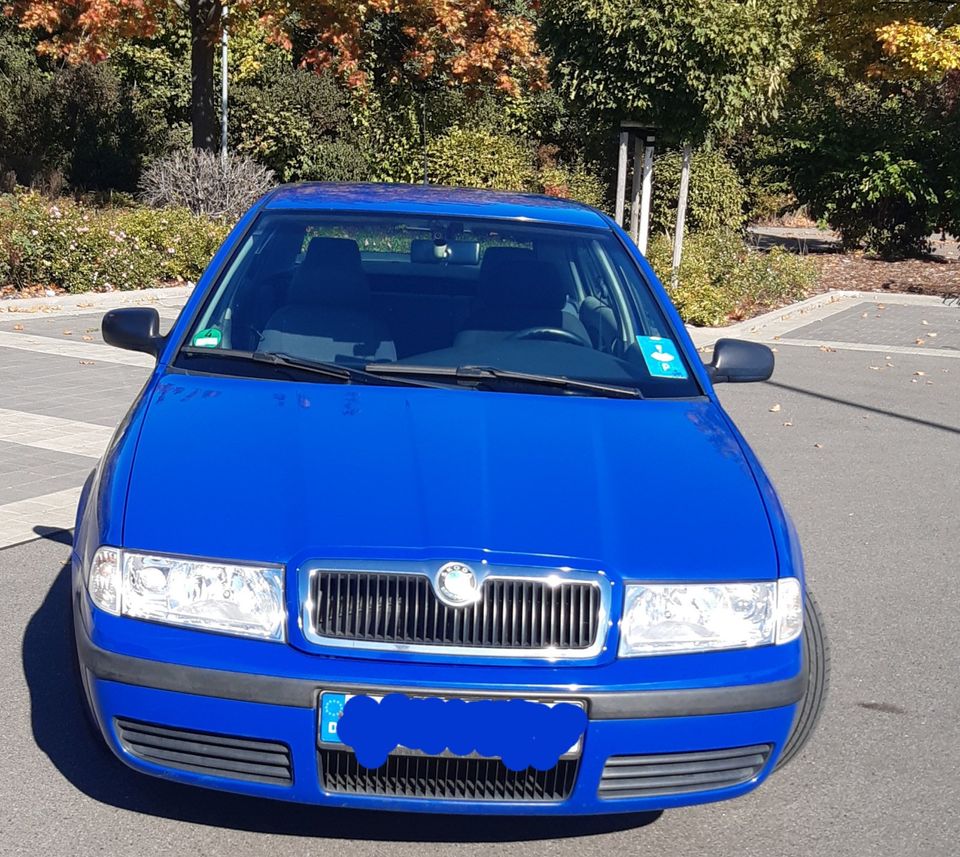 Skoda Octavia 1 U 1.4 LPG (Gas) Limousine in Leipzig