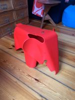 Vitra – Eames Elephant – Rot – Kinderhocker – Design Objekt Friedrichshain-Kreuzberg - Kreuzberg Vorschau