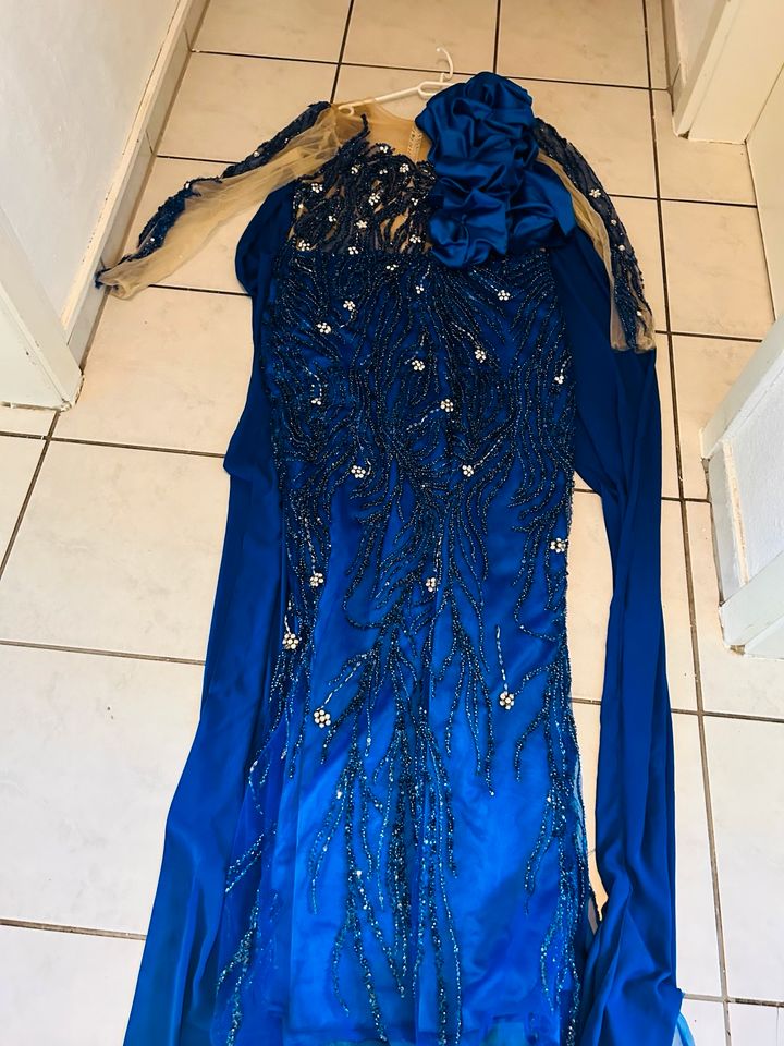 Kleid Brautkleid Hochzeitskleid Disco Kleid Silvesterkleid in Essen