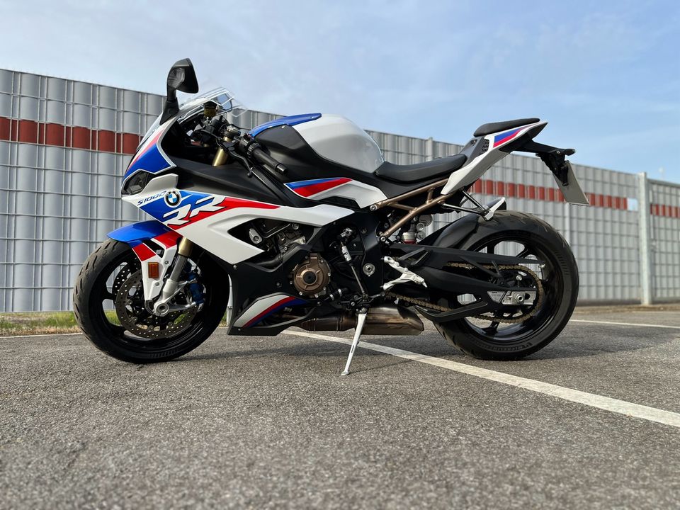 BMW S1000RR / M Paket / Carbon Felgen in Mülheim (Ruhr)