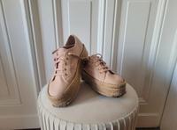 Plateau Sneaker mit Bastsohle von Superga Kiel - Ravensberg-Brunswik-Düsternbrook Vorschau