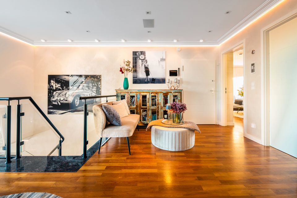 Luxuriöse Atelier Wohnung mit Penthouse-Charakter im Zentrum von München in München